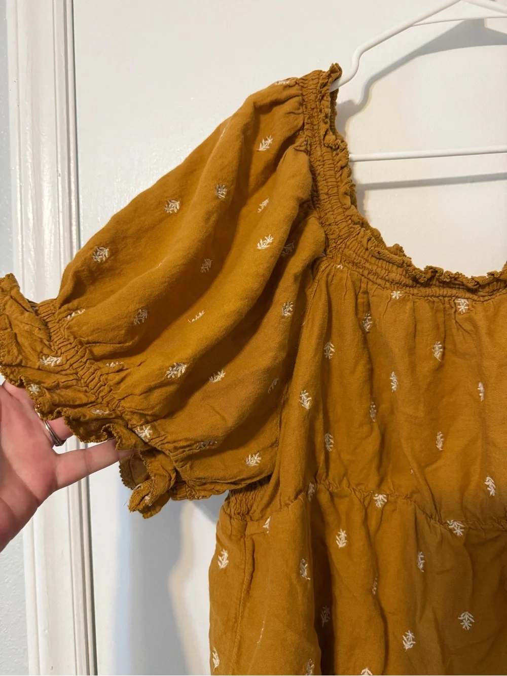 Old Navy Mustard Puff-Sleeve Peasant Top